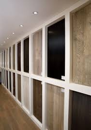 Wood Flooring Showroom In London In 2020 Showroom Interior Design Furniture Showroom Tile Showroom
