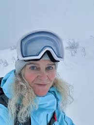 Ellen Nilsen's Instagram, Twitter & Facebook