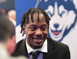 UConn men's basketball looking for leadership from Tristen Newton