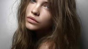 匈牙利女演员芭芭拉·贝拉（Barbara Bella）接受伍德曼导演的专访片段_哔哩哔哩_bilibili