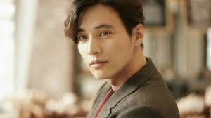 The gorgeous actor is not only a talented performer but he's athletic, as well. This Popular Korean Actor Made Over 21 Million Dollars From Ads Despite 8 Year Acting Hiatus Jazminemedia