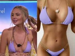 The first time i saw her i thought this woman is going to be a big star. shannon bream, born in 1971, graduated from liberty university and then earned a juris doctorate with honors at florida state university college of law. Shopyourtv Clothes Style Fashion Outfits Worn On Tv Shows