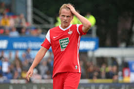 Fc kaiserslautern, on loan from fc augsburg. Hyudkocwdxfwem