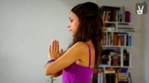 Von sonnengruß über kobra, krieger und hund bis zu dreieck und baum: Yoga Sonnengruss Fur Anfanger 5 Minuten Youtube