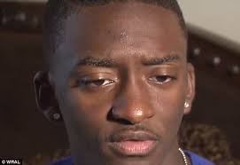 Student who read own graduation speech denied diploma