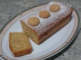 Io dopo aver fatto un altr'anno la torta dolce con zucchine e noci, ho deciso di preparare per la mia colazione e merenda una ciambella con zucchine, arricchita con degli amaretti, visto che avevo una. Ricetta Plumcake Con Amaretti Dolcidee