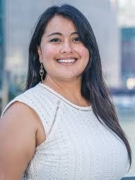 Emelin Reyes's Instagram, Twitter & Facebook