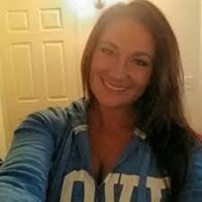 Donielle Brown's Instagram, Twitter & Facebook