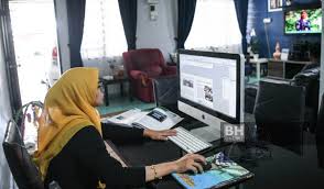Well, dimulai dari yang gak enaknya dulu ya… disangka pengangguran! Majoriti Mahu Terus Bekerja Dari Rumah