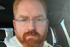 Surgeon, 48, pens obituary to himself before his death