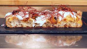 Per la base della pizza: Come Preparare La Pizza In Teglia Con Melanzane Aromatizzate Alla Nduja Marco Montuori Youtube