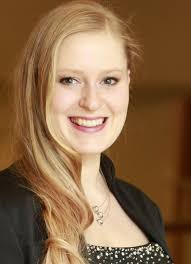 Dana Hoffmann (Soprano)