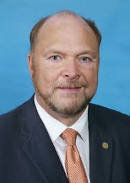 Will the General Assembly fix critical design flaws in new principal pay  plan?