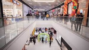 Astăzi, la distanţă de o oră, au venit două informaţii contradictorii despre incidentul de la promenada mall despre care sibiu… Promenada Mall Sibiu One Management