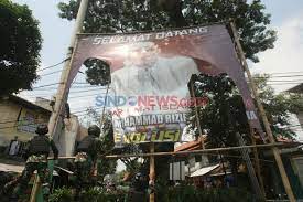 Jika dipasang pada baliho, maka media pembuat poster tersebut adalah. Jika Dipasang Pada Baliho Maka Media Membuat Poster Tersebut Adalah Cara Golden