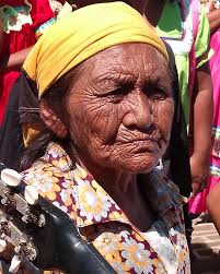 ✨𝗖𝗼𝗺𝘂𝗻𝗶𝗱𝗮𝗱𝗲𝘀 𝗸𝗮𝗿𝗶𝗻̃𝗮𝘀 𝗱𝗲 𝗔𝗻𝘇𝗼𝗮́𝘁𝗲𝗴𝘂𝗶  𝗰𝗲𝗹𝗲𝗯𝗿𝗮𝗿𝗼𝗻 𝗲𝗹 𝗮𝗸𝗮𝘁𝗼𝗼𝗺𝗽𝗼✨ El ritual fúnebre akatoompo  es la fiesta kariña del día de los muertos o reencuentro con los espíritus  de los ancestros. El 1ero de noviembre