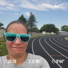 I feel like they could have used a ruler or piece of tape 🤣