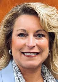 Alexander named new River Hills CEO