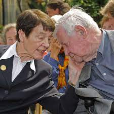 Hannelore glaser was born in 1919 in hamburg. Loki Schmidt Ist Tot Boulevard