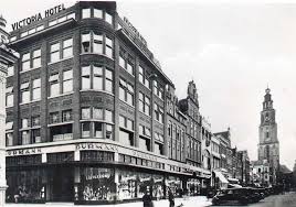 Grote Markt Met Victoria Hotel En Burmann Groningen Groningen Netherlands University City