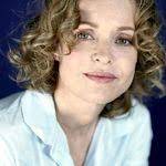 Epingle Sur Fanny Cottencon