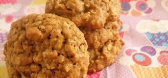 Biscuits A La Melasse Au Gruau Et Aux Dattes Food Desserts Dessert Recipes