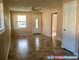 Find 2 bedroom apartments for rent in greenspoint houston, texas by comparing ratings and reviews. 2 Bedroom 1 Bath Now Available For 950 Month Apartment For Rent In Houston Tx Apartments Com