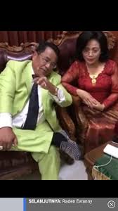 Biografiku.com | nama ustadz adi hidayat dikenal sebagai salah satu ustadz yang lagi populer di kalangan netizen muslim. Hotman Paris Dan Adiknya Hadiahkan Joni Rp 50 Juta Ustadz Adi Hidayat Rp 25 Juta Pena Timor