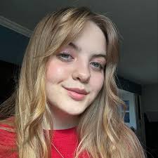 mia dempsey (@prettymuchmia) • Instagram photos and videos