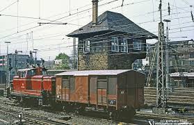 C Wolfgang Bugel Www Bahnen Wuppertal De Eisenbahn Eisenbahn Fotografie Bahnhof