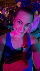 Here now and this weather is AHHHMAAAZING!!