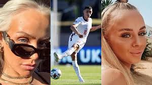 Phil foden says manchester city remain fresh and ready to fight for the quadruple after the. Phil Foden Se Fue Muy Feliz De Mi Habitacion Una De La Modelos Islandesas Revelo Mas Detalles Del Escandalo De Inglaterra Infobae