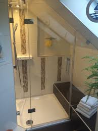 Vorwand badewanne mit schräge : Sonderlosungen Duschabtrennung Dachgeschoss Duschabtrennung