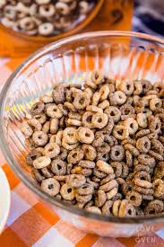 This article reviews how to find a healthy peanut butter and lists 6 of the healthiest choices. Chocolate Peanut Butter Cheerios Popcorn Balls Love From The Oven