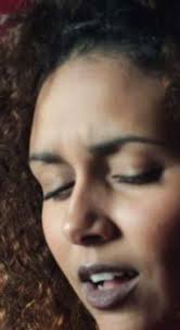 Significados de las canciones de Nina Oliveira