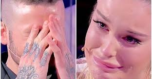 La regina di spagna ha avuto un rapporto speciale con il padre paolo di grecia. Uomini E Donne La Scelta Di Sophie Codegoni In Diretta
