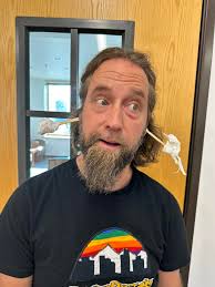 Hi everybody, just a reminder to check my calendar to see my upcoming  shows! Also, please caption this, best one gets my admiration! #Comedy  #Best #CaptionThis