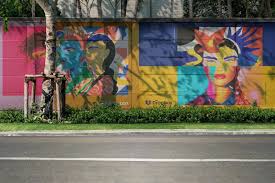 12 Mural Street Mockup Psd In 2020 Mural Branding Mockups Mockup Psd