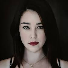 Carolina Navarro's Instagram, Twitter & Facebook