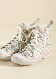 Merona flowered rain boots 8. The Most Stylish Rain Gear For Spring 2017 College Fashion