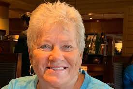 Paulette Lynch's Instagram, Twitter & Facebook