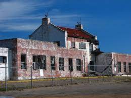 13 Abandoned Places In Mississippi That Nature Is Reclaiming Abandoned Places Abandoned Abandoned Hospital