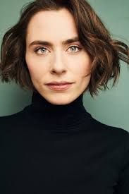 Lindsey Black's Instagram, Twitter & Facebook