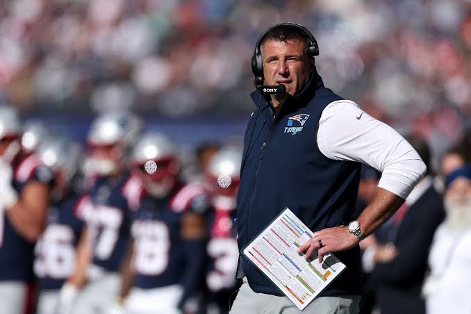 Mike Vrabel | Stats, Age, New England Patriots, Super Bowl, & Facts | Britannica
