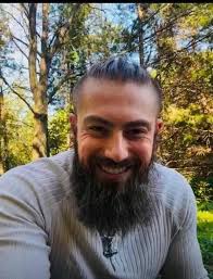 Yes, it's Monday morning AGAIN. Grr. I kinda like sleeping late, how about  you? Let's welcome our new members: Abrieana Grace, Shane Elliott, William  Carey Jr., Andy Thomas, Rachael Callaway, Mark Cicci,