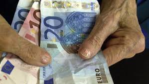 Pro kind gibt es für eltern, die kindergeld beziehen, insgesamt 300 euro. Rentenerhohung 2019 Mit Grundsicherung Gibt Es Nicht Mehr Rente