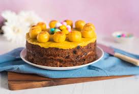 It's similar to an english breakfast and is loaded with all kinds of tasty goodies, like bacon, sausage, eggs, grilled tomatoes, mushrooms, baked beans, potatoes, bread, and white and black pudding. Top 30 Traditional Easter Dinner Menu Ideas