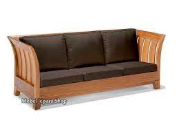 Jual aneka desain kursi sofa santai kayu solid harga murah. Sofa Kayu Jati Minimalis Elegant Jepara Furniture