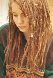 Bu Sac Modelinden Istiyorum Dreadlocks Girl Dreads Girl Beautiful Dreadlocks