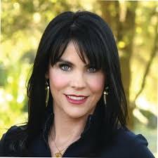 Karen Karpinski's Instagram, Twitter & Facebook